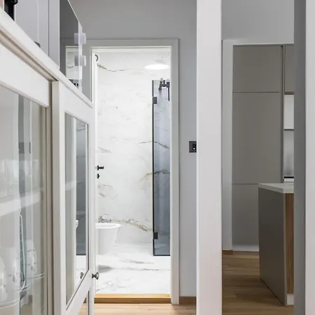 New! Old Town Luxury Ina Apartment