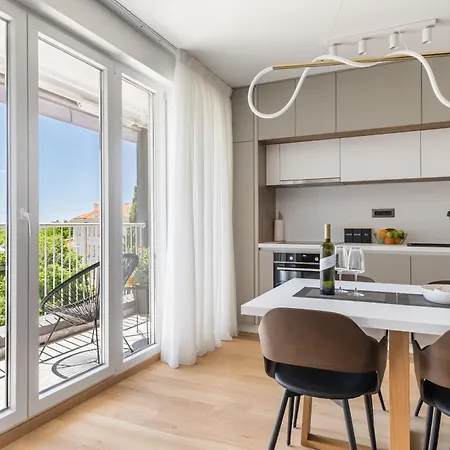 New! Old Town Luxury Ina Apartment *