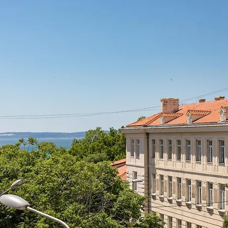 New! Old Town Luxury Ina Apartment *