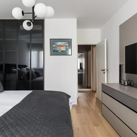 Apartman New! Old Town Luxury Ina
