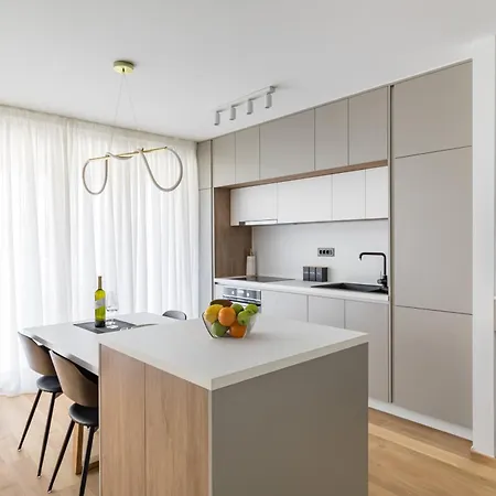 New! Old Town Luxury Ina 아파트