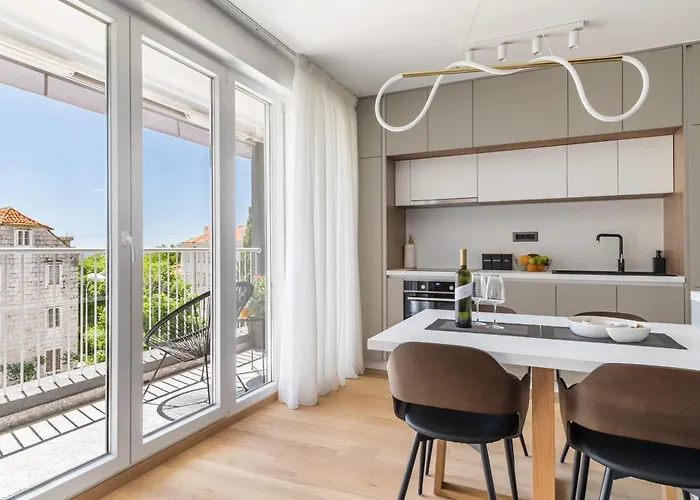 New! Old Town Luxury Ina Apartment *