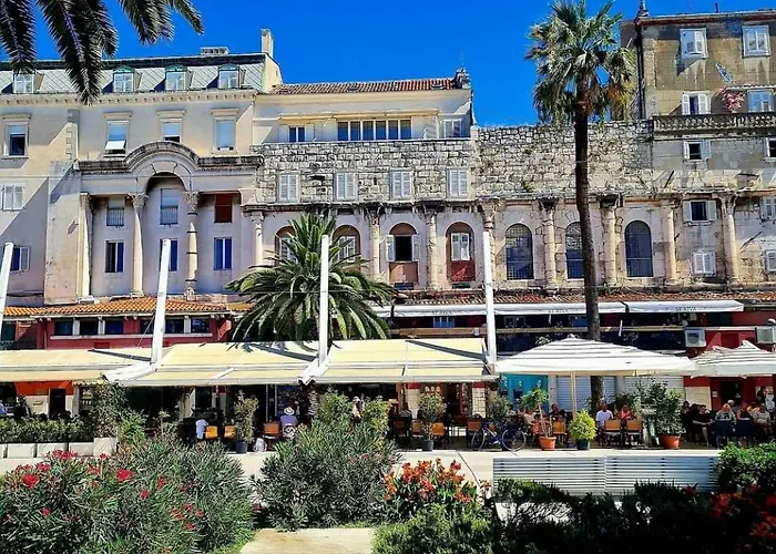 New! Old Town Luxury Ina Apartment *